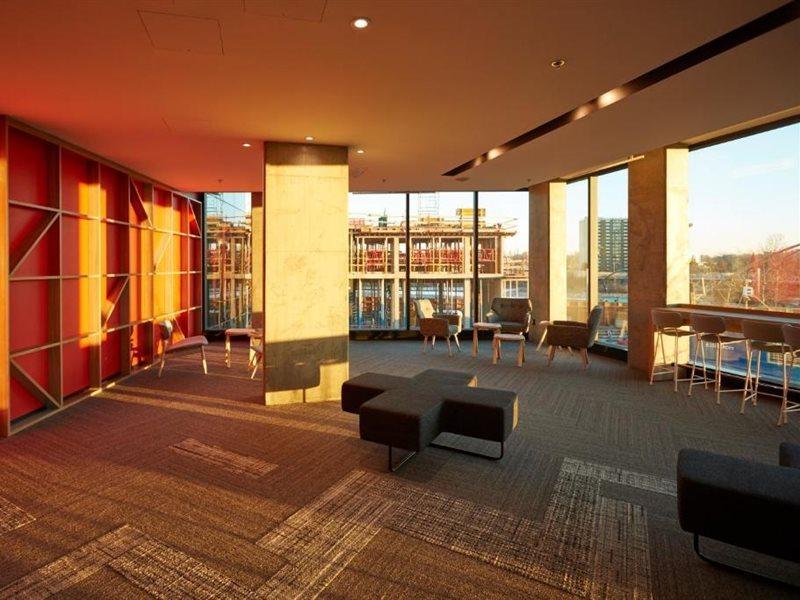 Alt Hotel Calgary East Village Exteriör bild